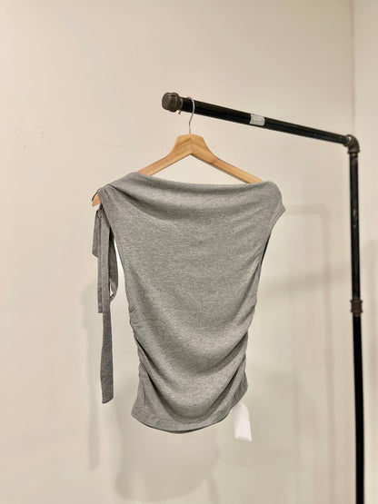 SUNNY Off shoulder top