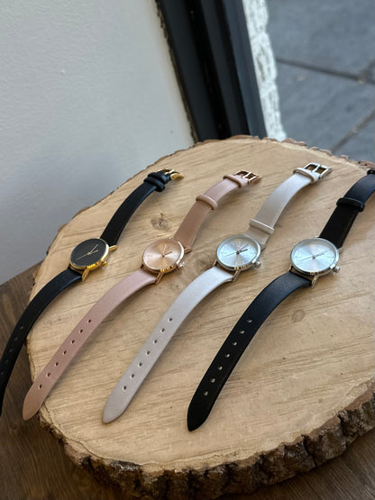 HIDDEN Leather watch