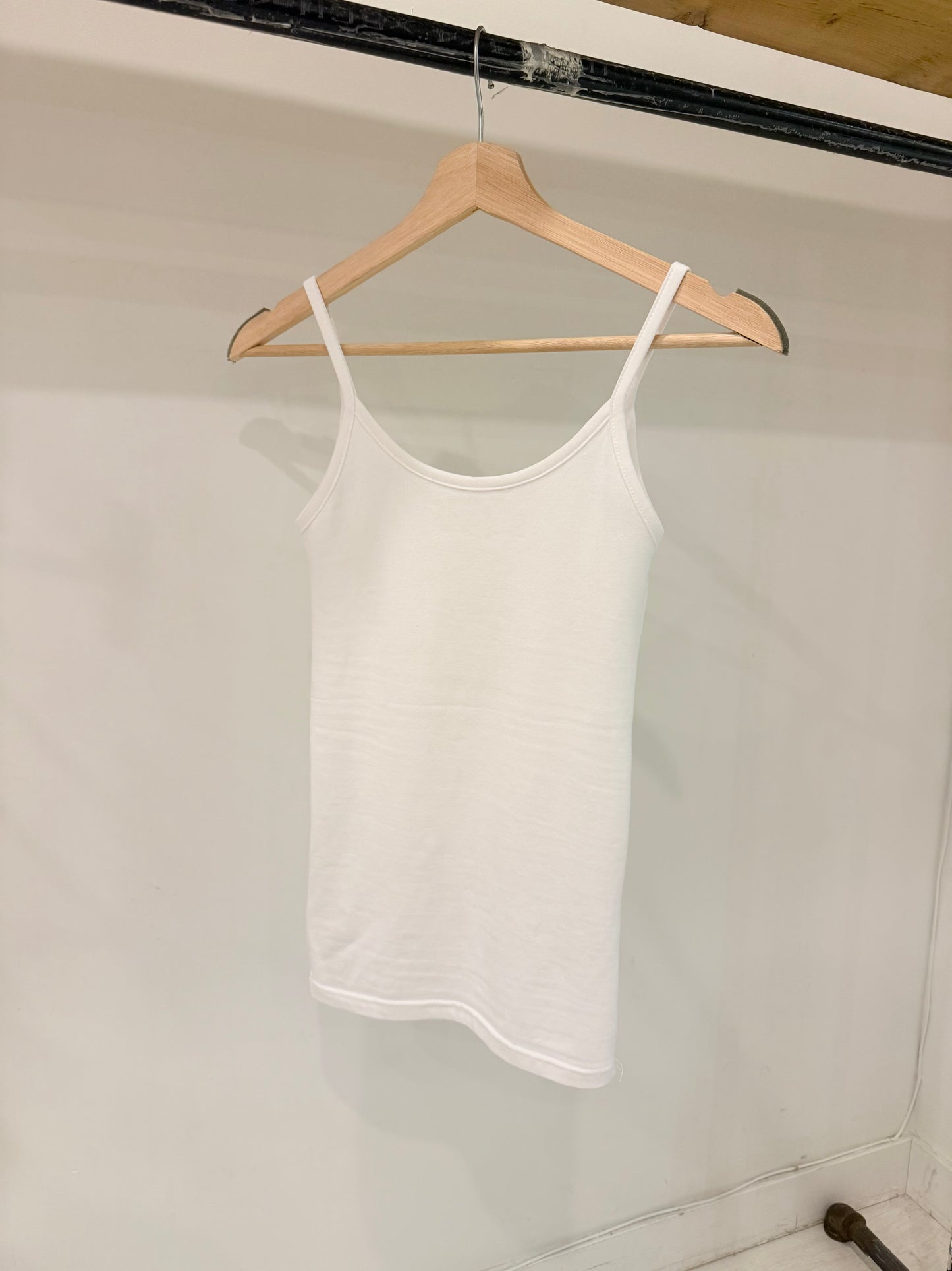 BUSY Basic tanktop