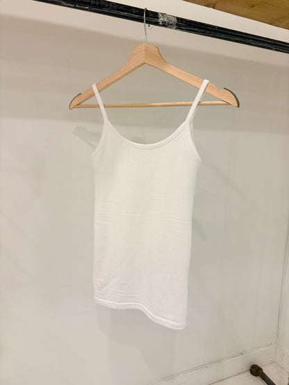 BUSY Basic tanktop