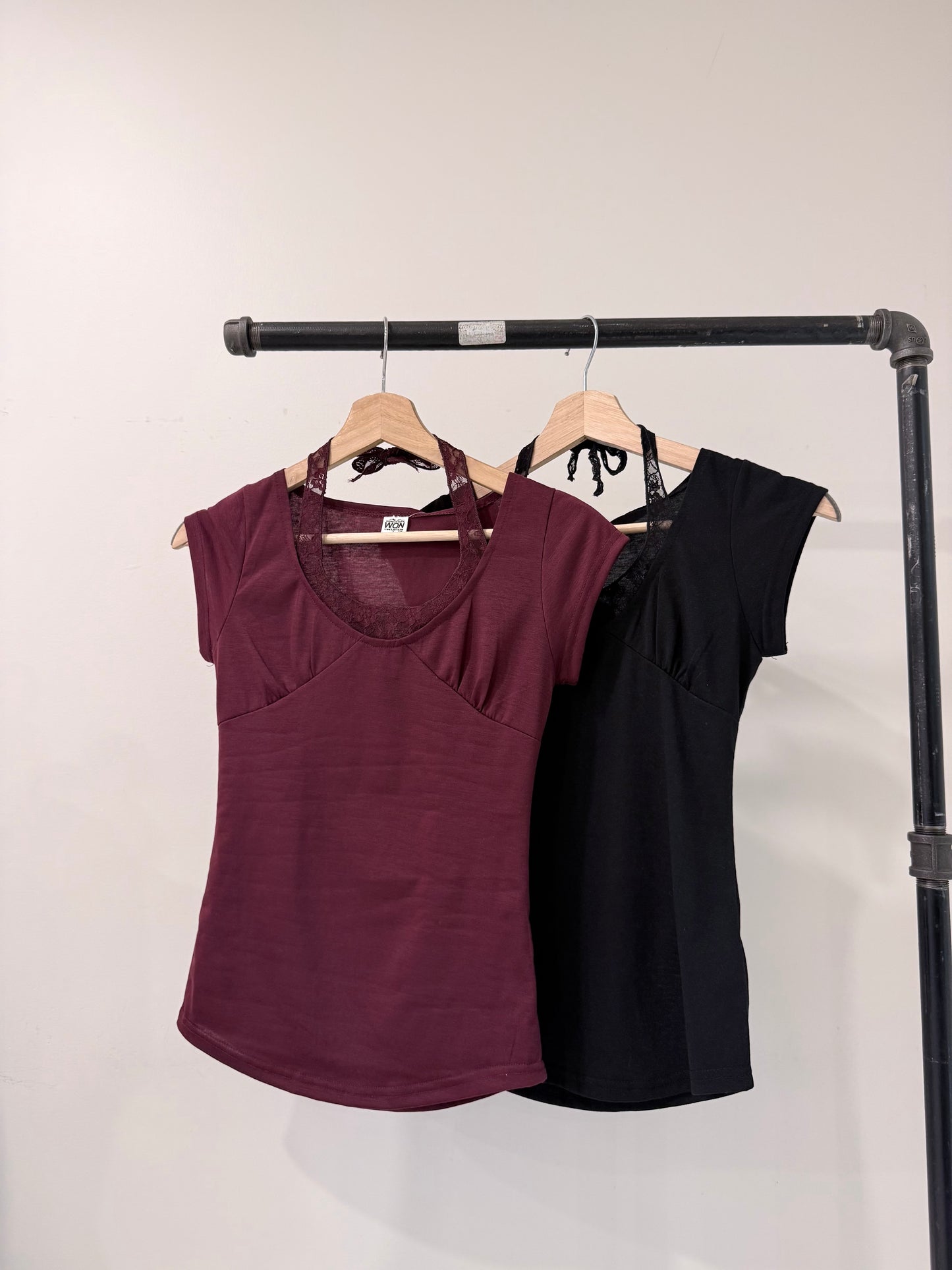 TISSY Lace top