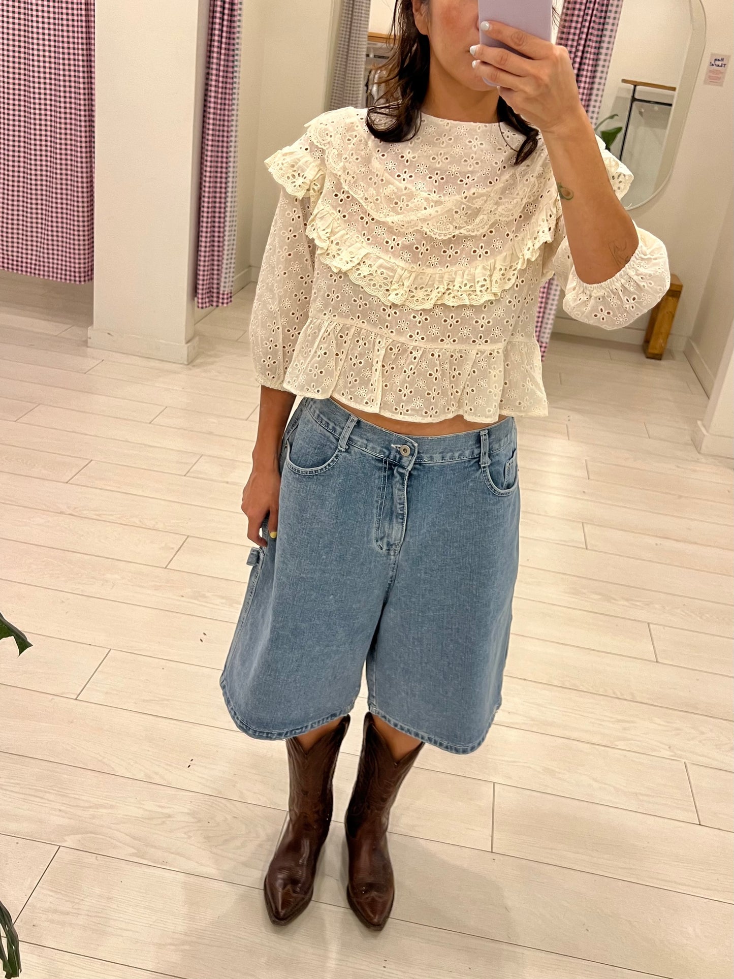 JUDY Eyelet blouse