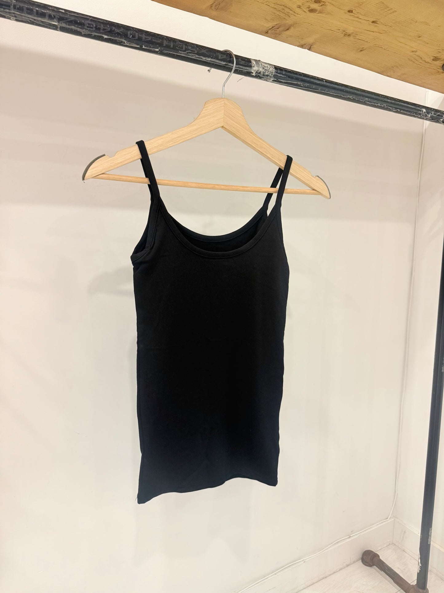 BUSY Basic tanktop