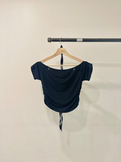 EVIE Eyelet-trim crop tee