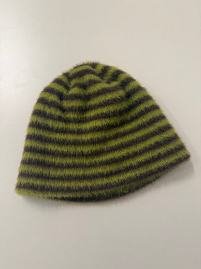 ROYEL Stripe fuzzy toque