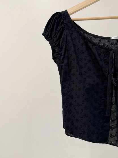 SING Eyelet shirt