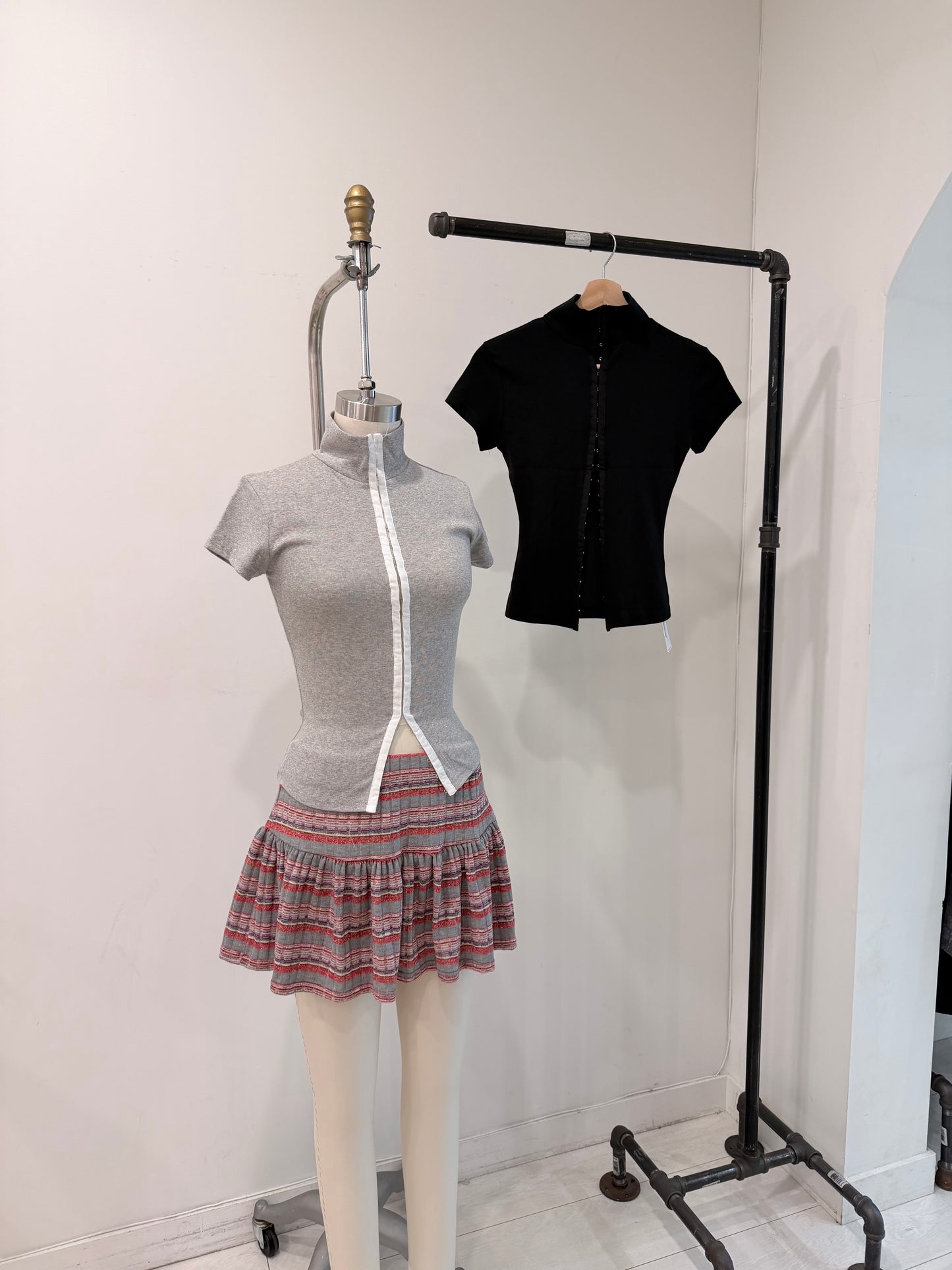 HELENA Hook tee