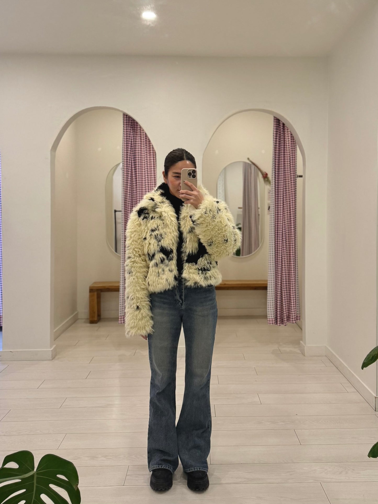 REONA Faux fur jacket