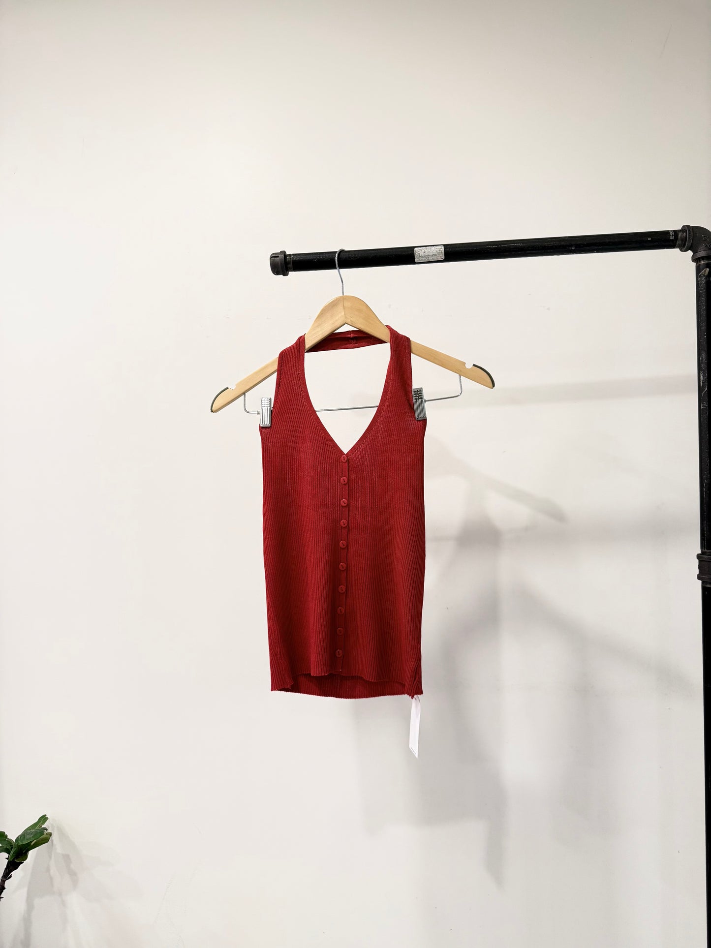 LARA Ribbed halter top