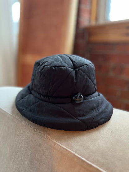 SILPA Padded bucket hat