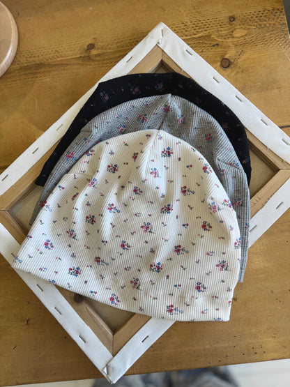 TOLD Flower beanie