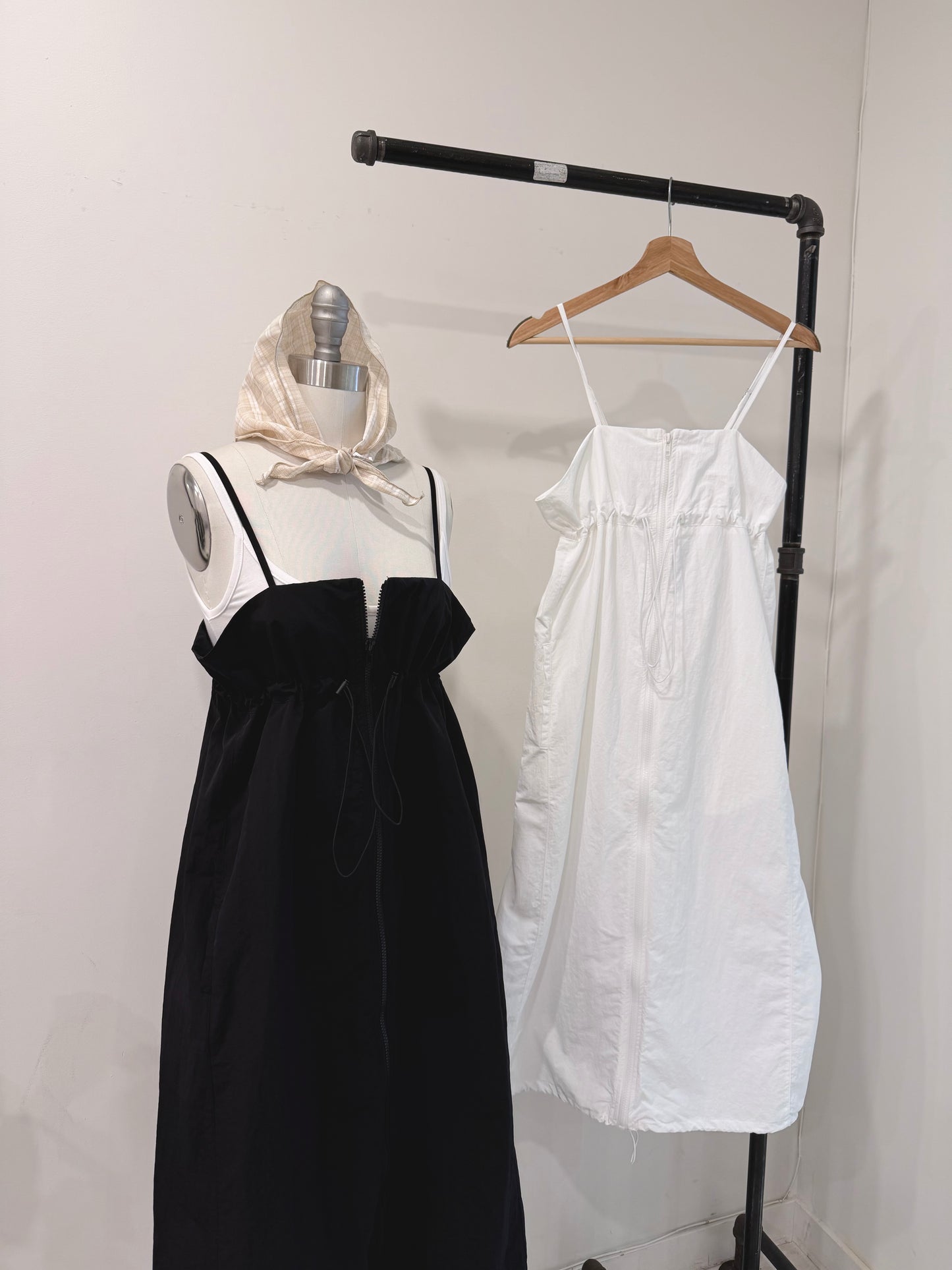 ELODIE Shirred maxi dress