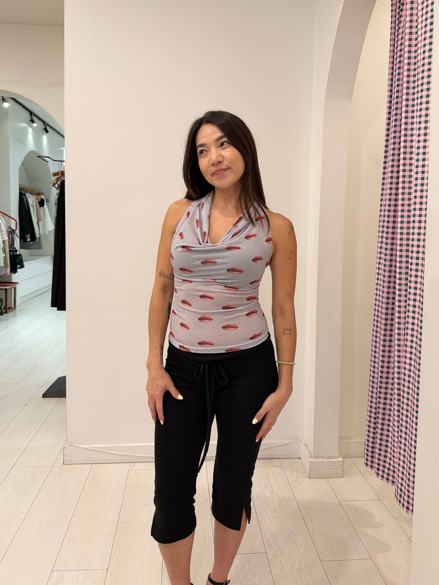 SCARLETT Lip-print halter