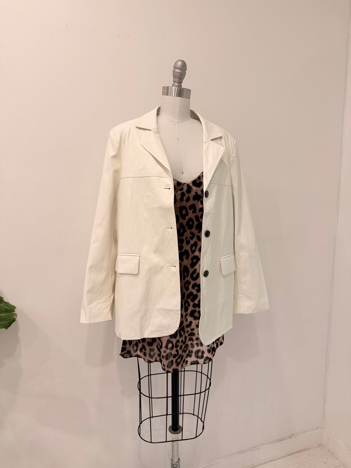 KOOL Vegan leather blazer