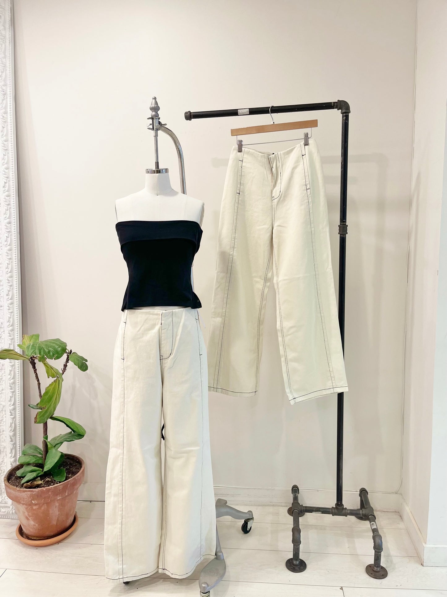 MARLO Contrast-stitch wide-leg pants