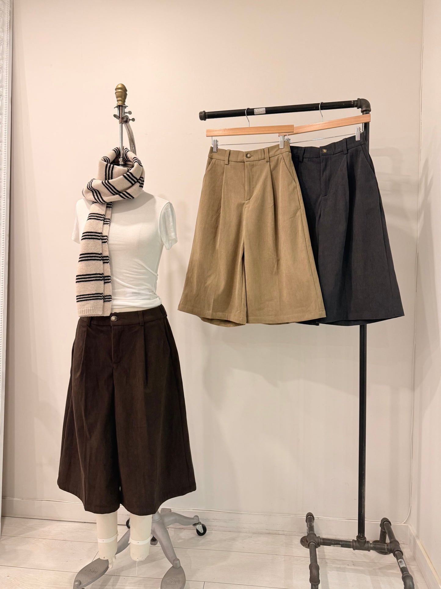 TRIS Corduroy culottes