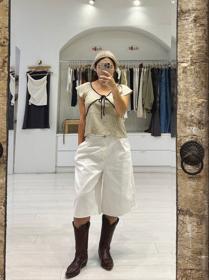 TRILL Contrast Piping top