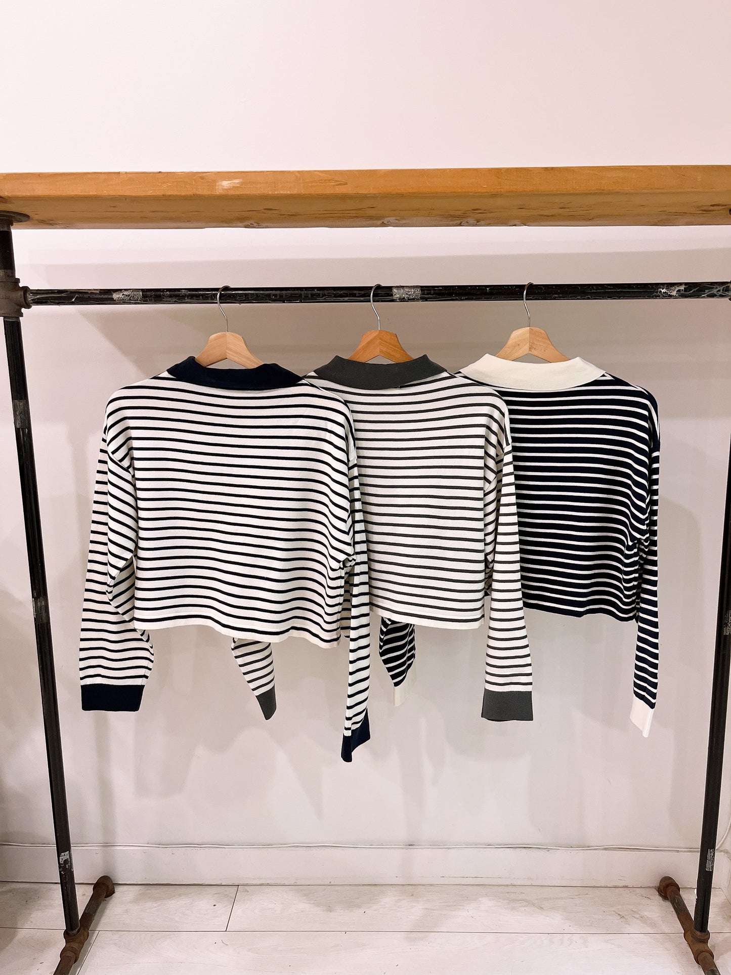 GORI Collared stripe knit