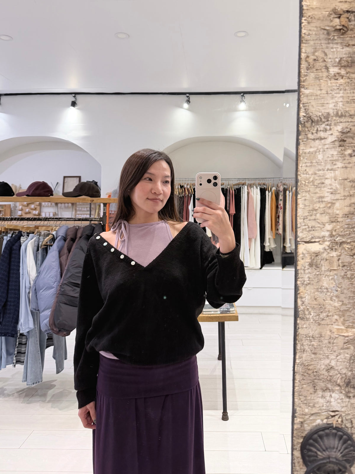 AGATHA Wool V-neckline sweater
