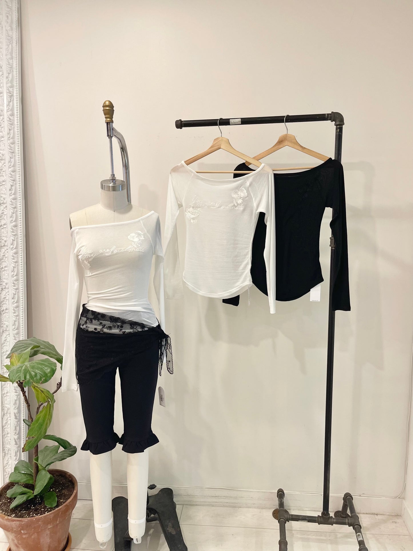 HOW Soulmate tee