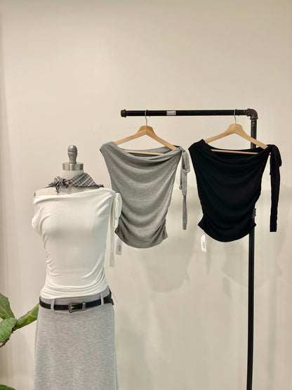 SUNNY Off shoulder top
