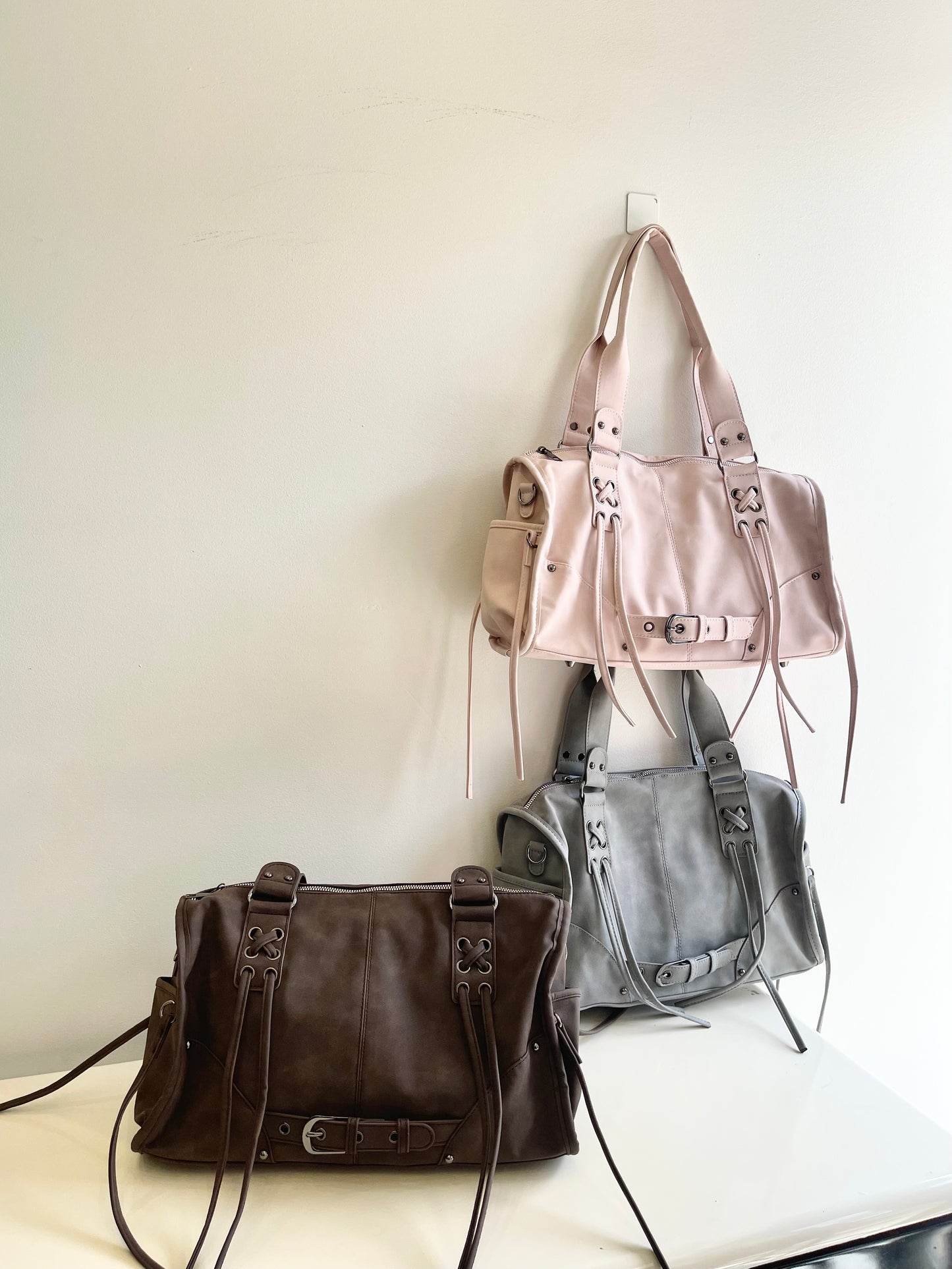 HARLOW Belted washed bag