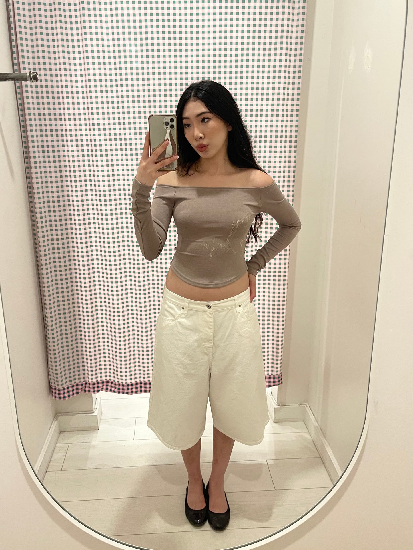 FLEUR Off-shoulder tee