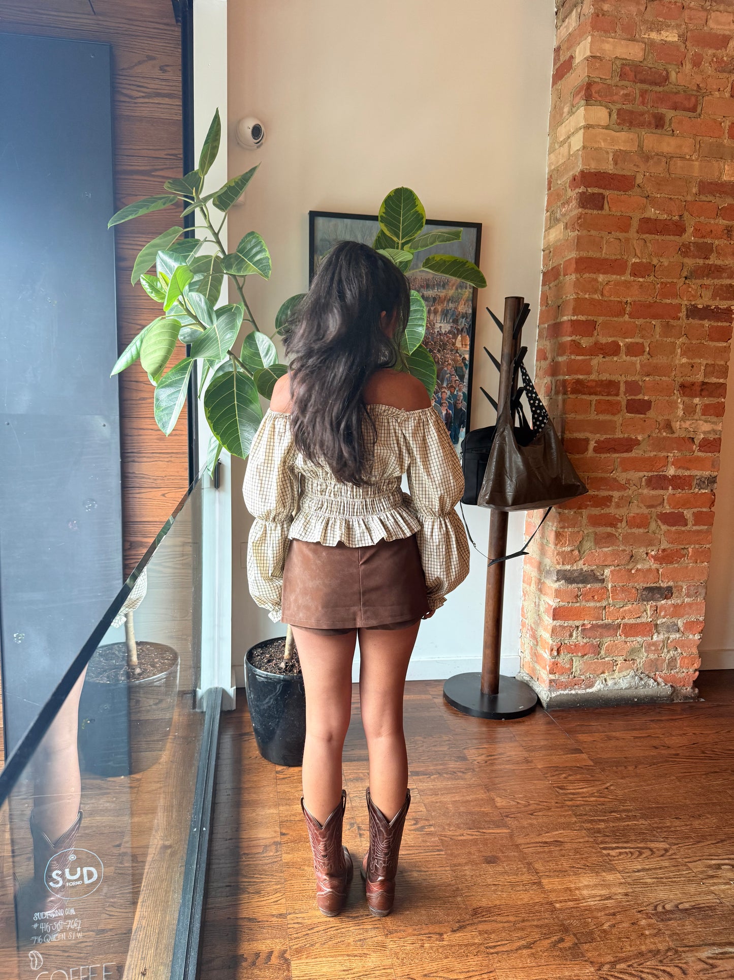 REASON Off shoulder blouse