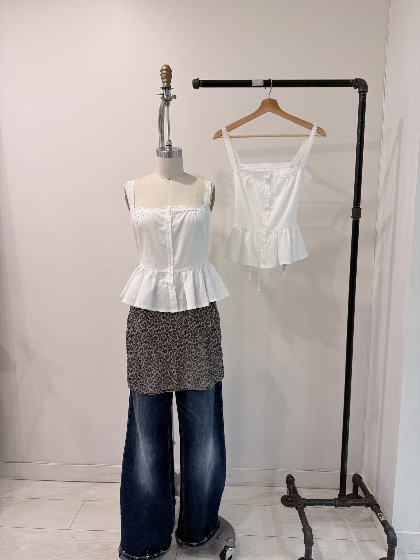 MARLOWE Peplum top