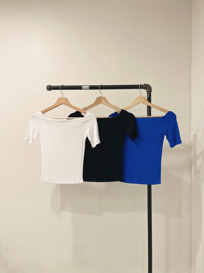 REESE Off-shoulder top