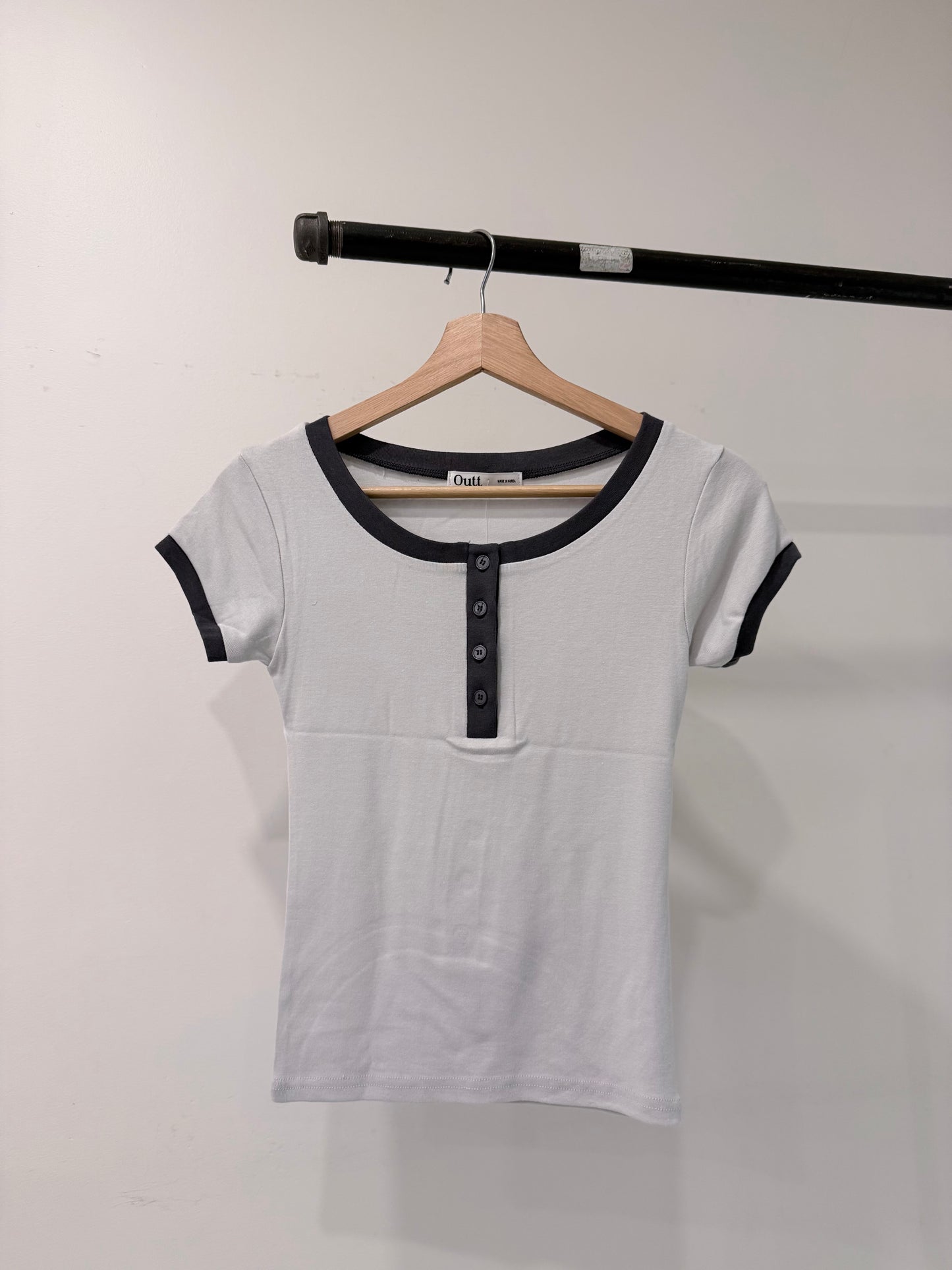 ORLA Contrast tee