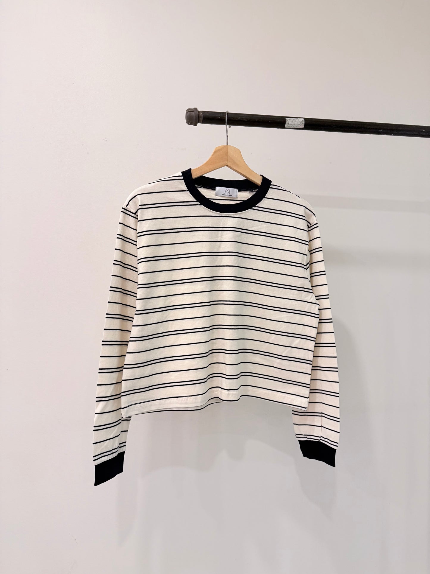DOWN Striped long sleeve tee