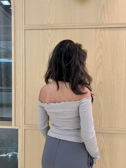 NOLA Off shoulder top