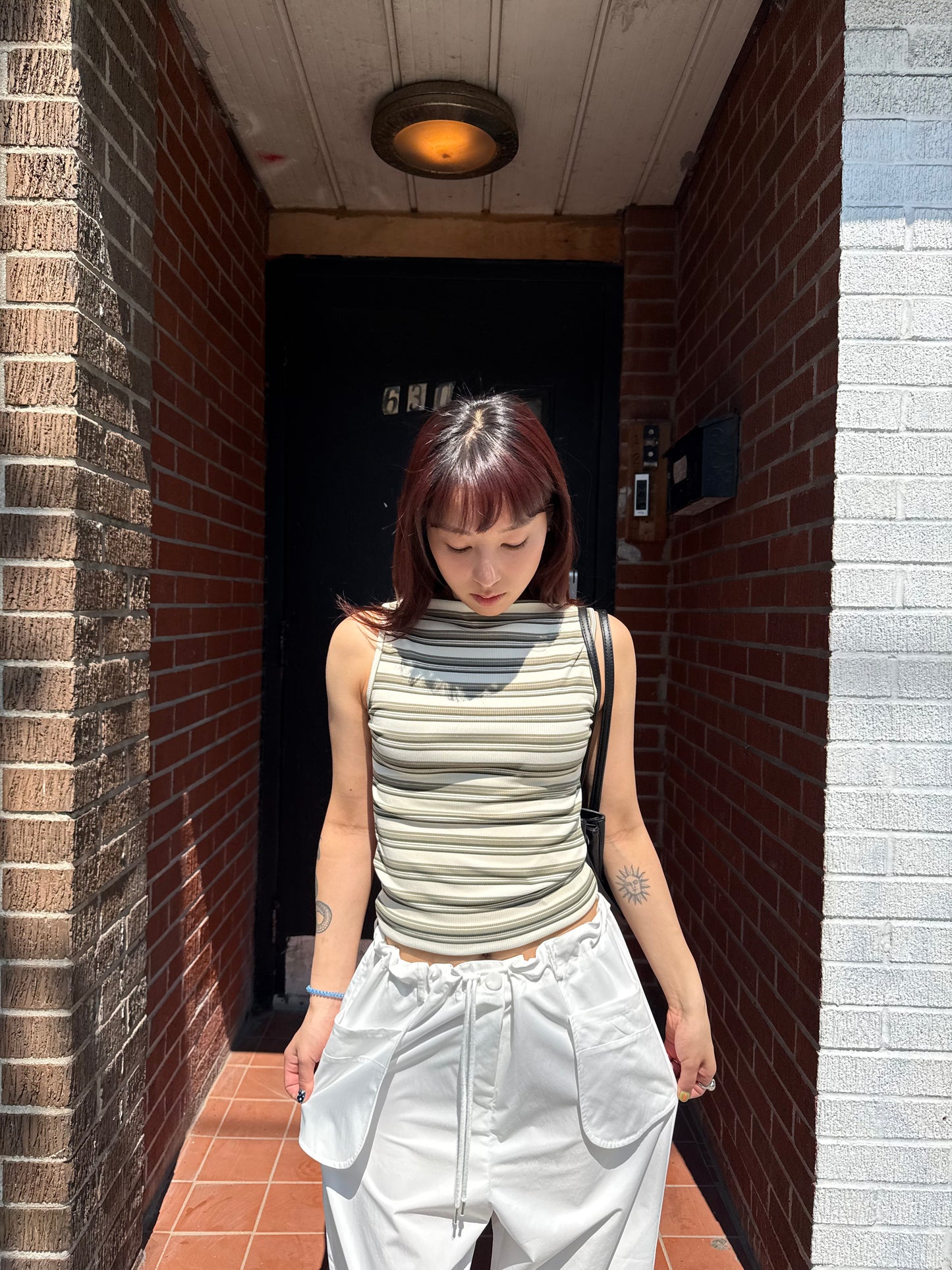 AGNES Boatneck tank