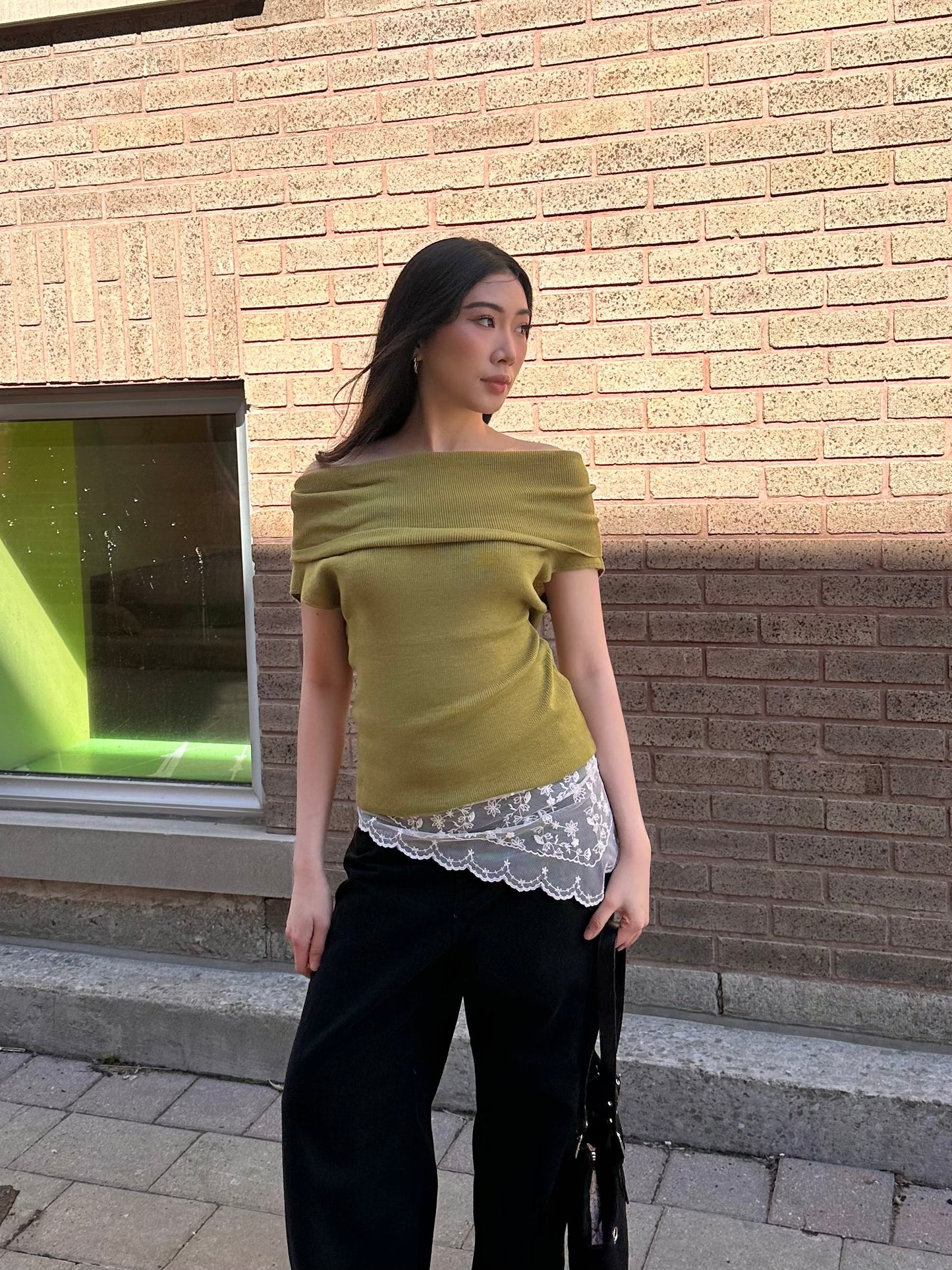 DEMIAN Off shoulder knit top