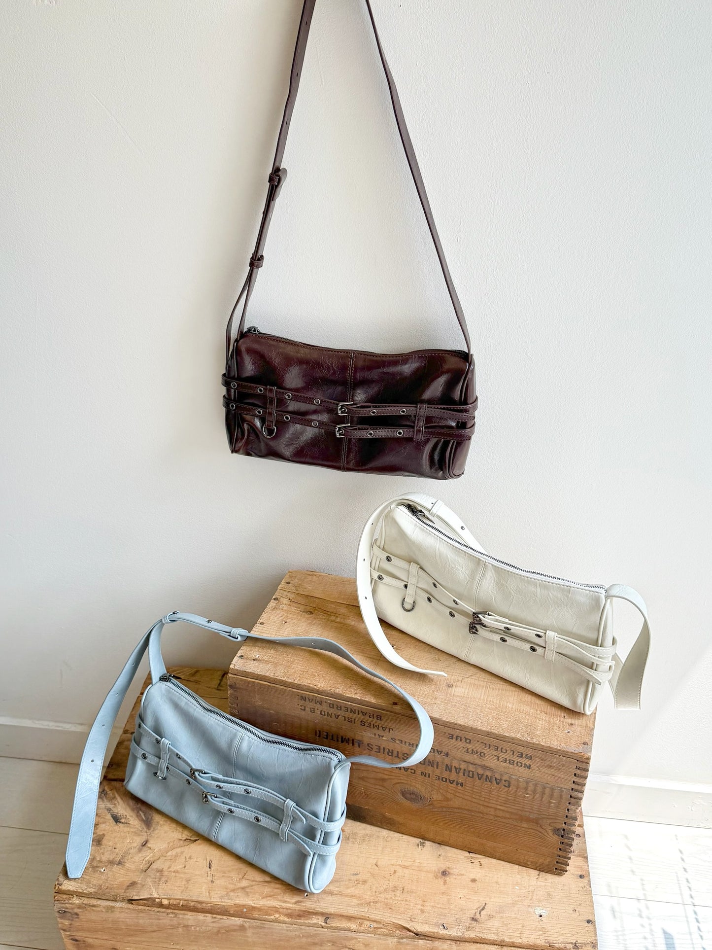 BALLY Belted bag