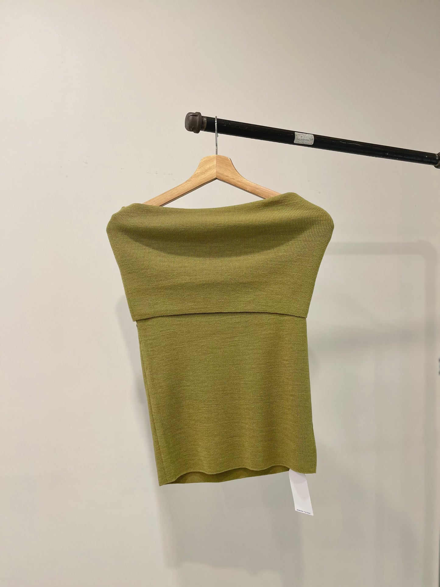 DEMIAN Off shoulder knit top