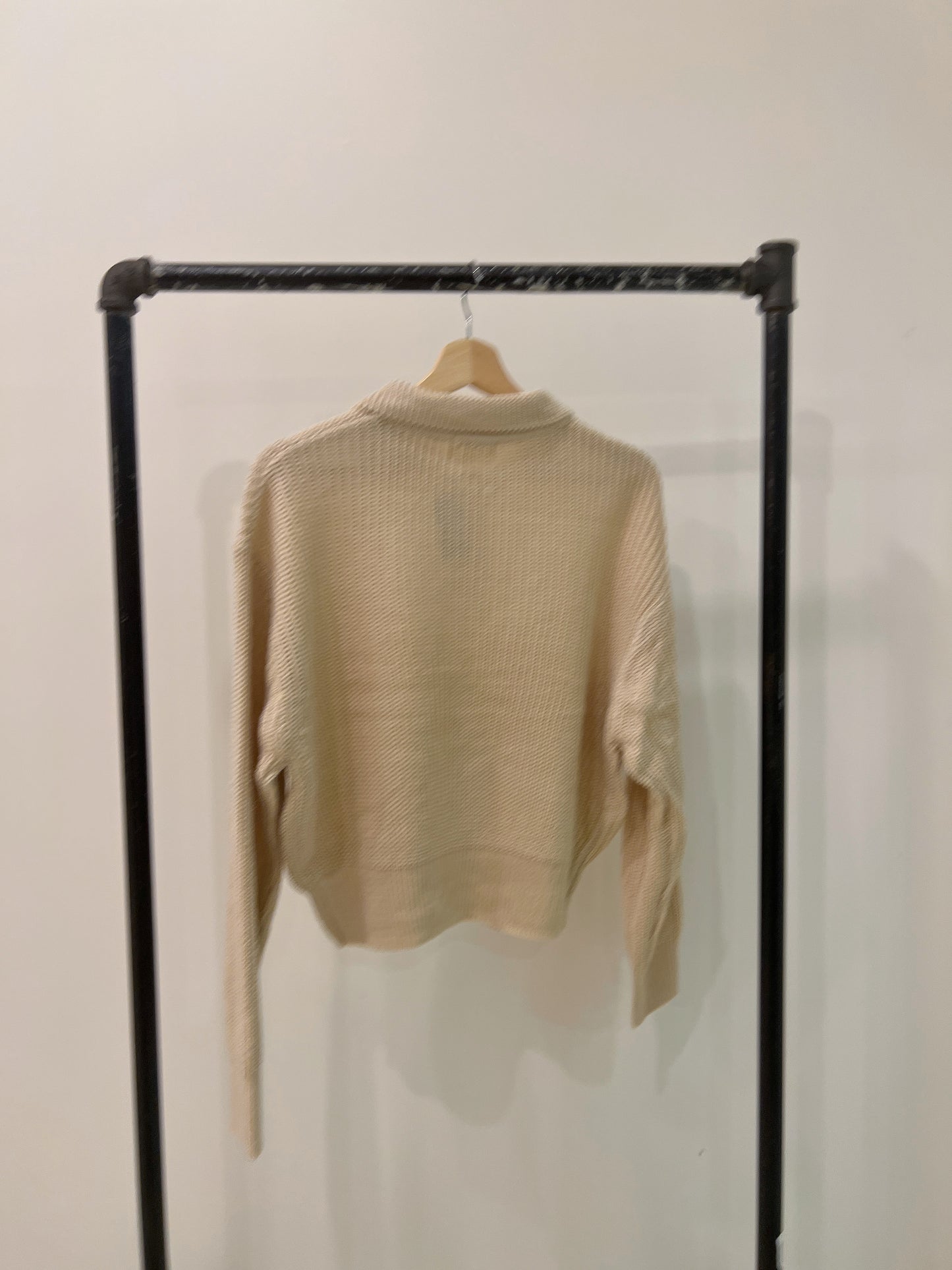 HOORI Collared sweater