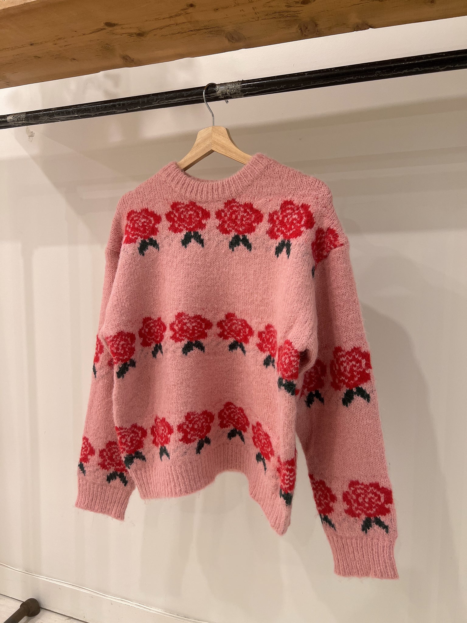 MAURA Oversized rose sweater