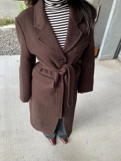 LEVEL Wool coat