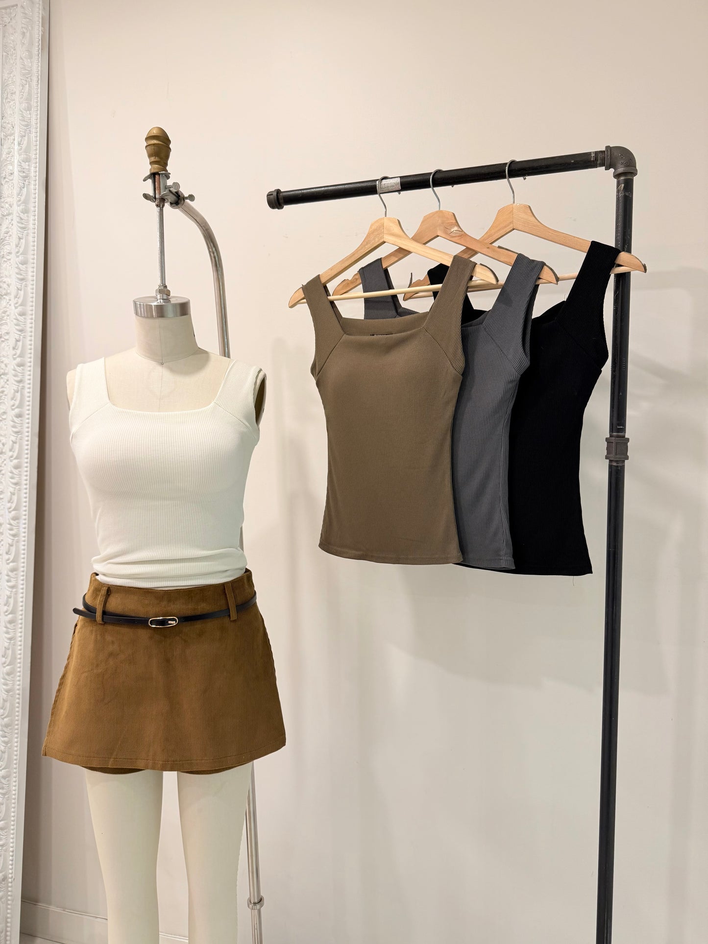 FIRE Square neckline tanktop