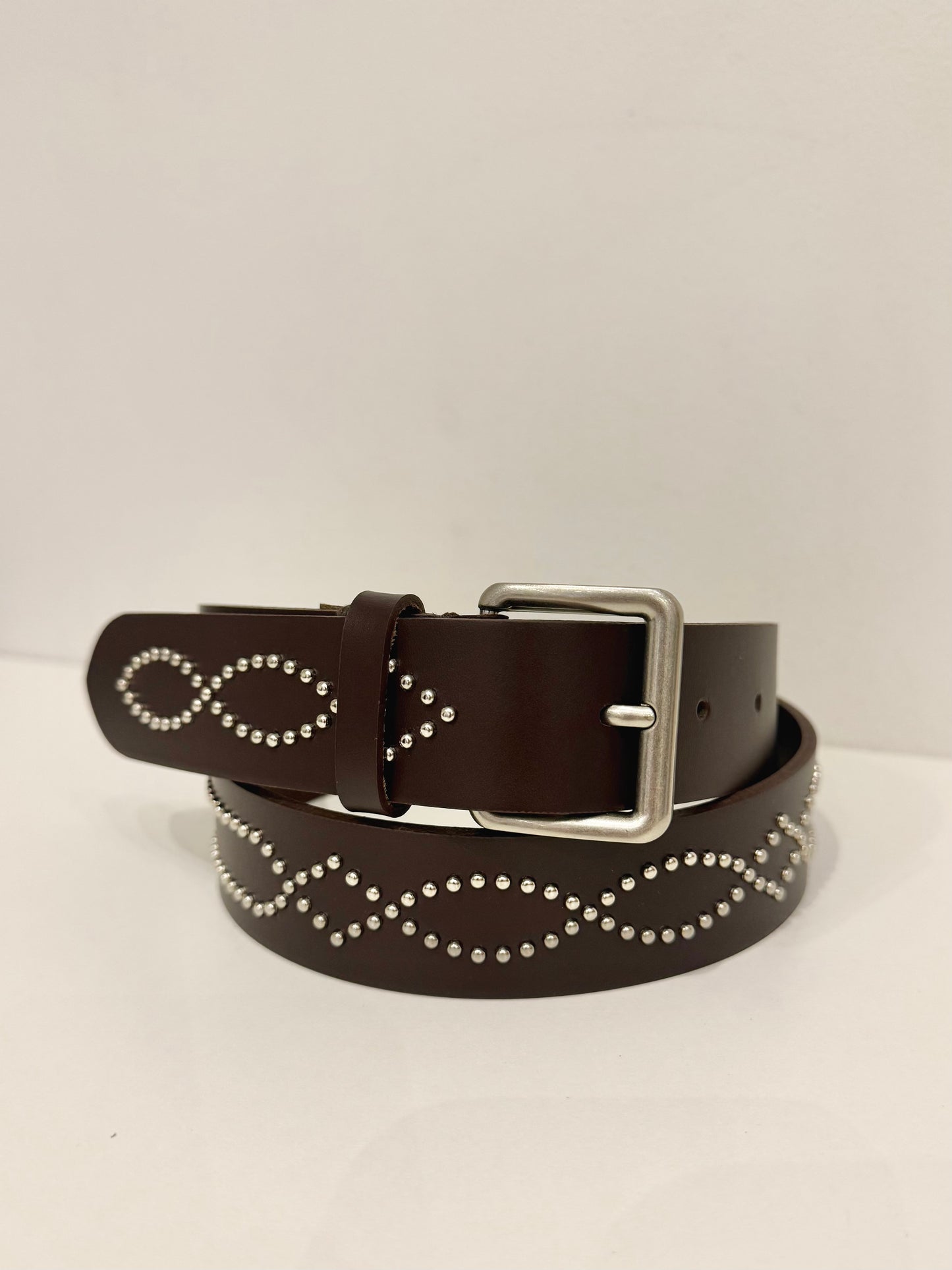 COACHELLA Studded leather belt