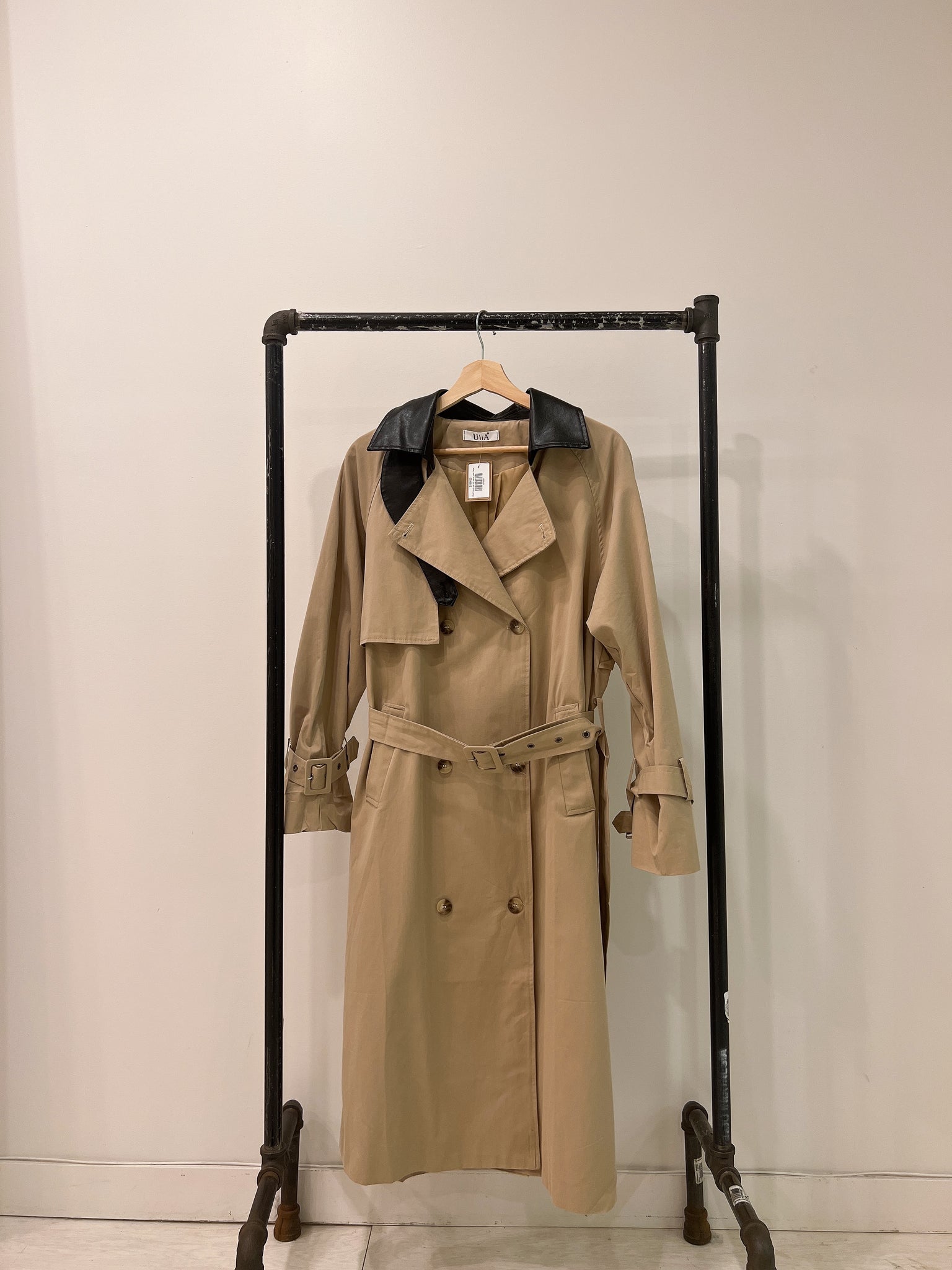 RINK Trench coat with leather collar