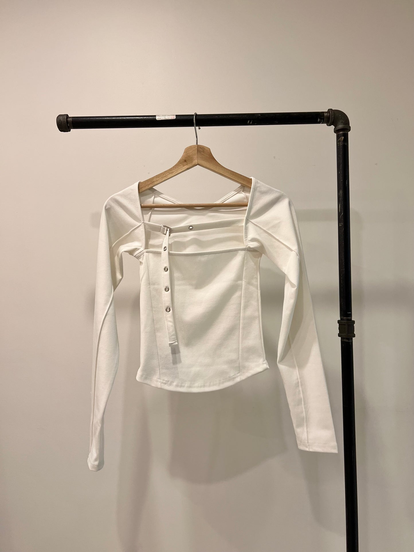 RUDY Belted neckline top