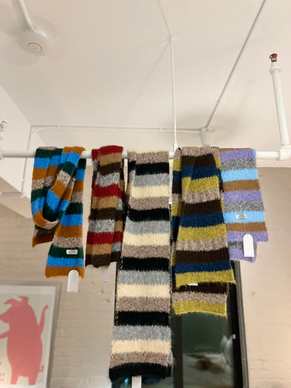 IMAGINE Fuzzy stripe scarf