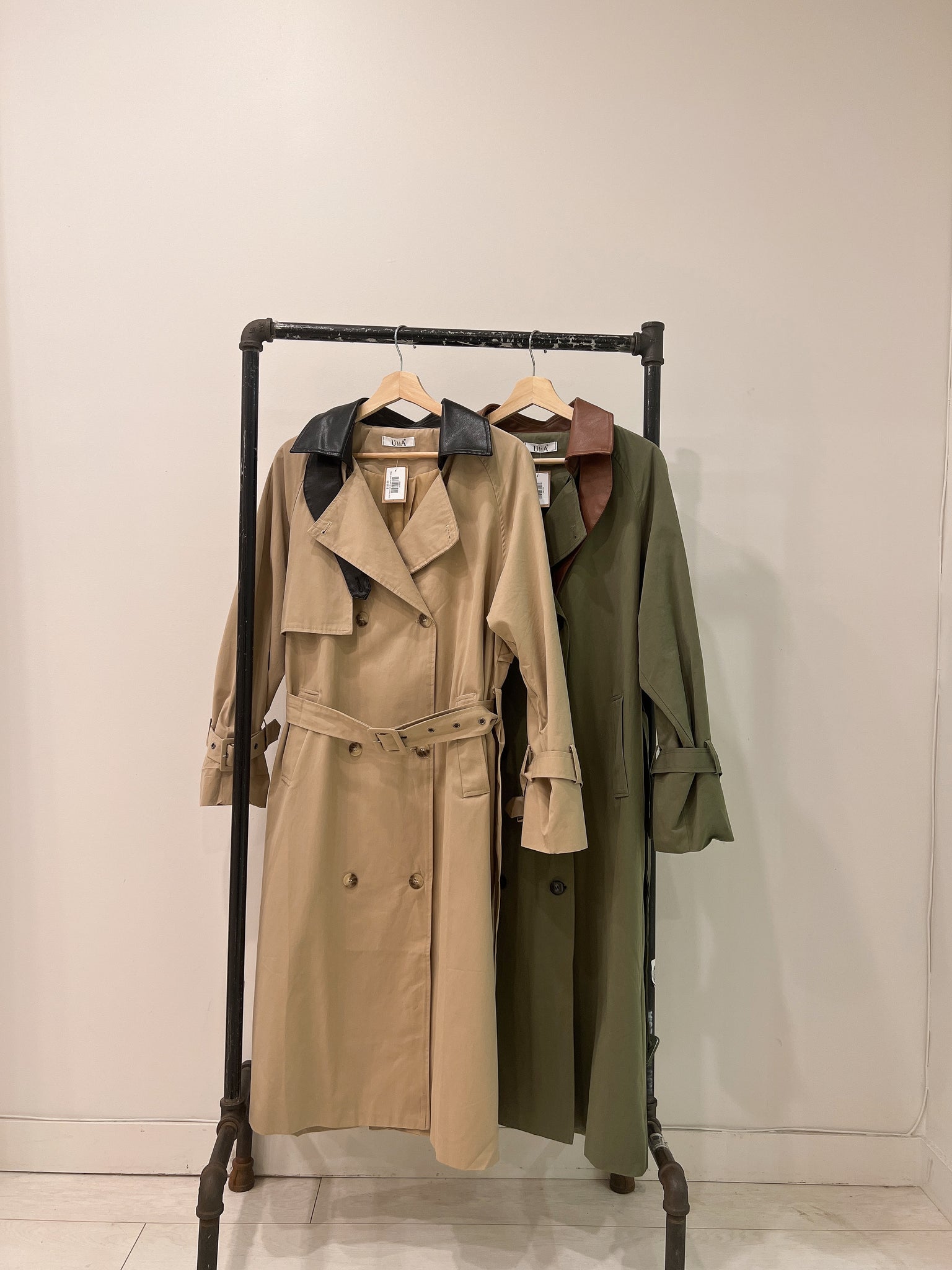 RINK Trench coat with leather collar