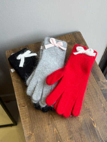 BETTA Bow angora gloves