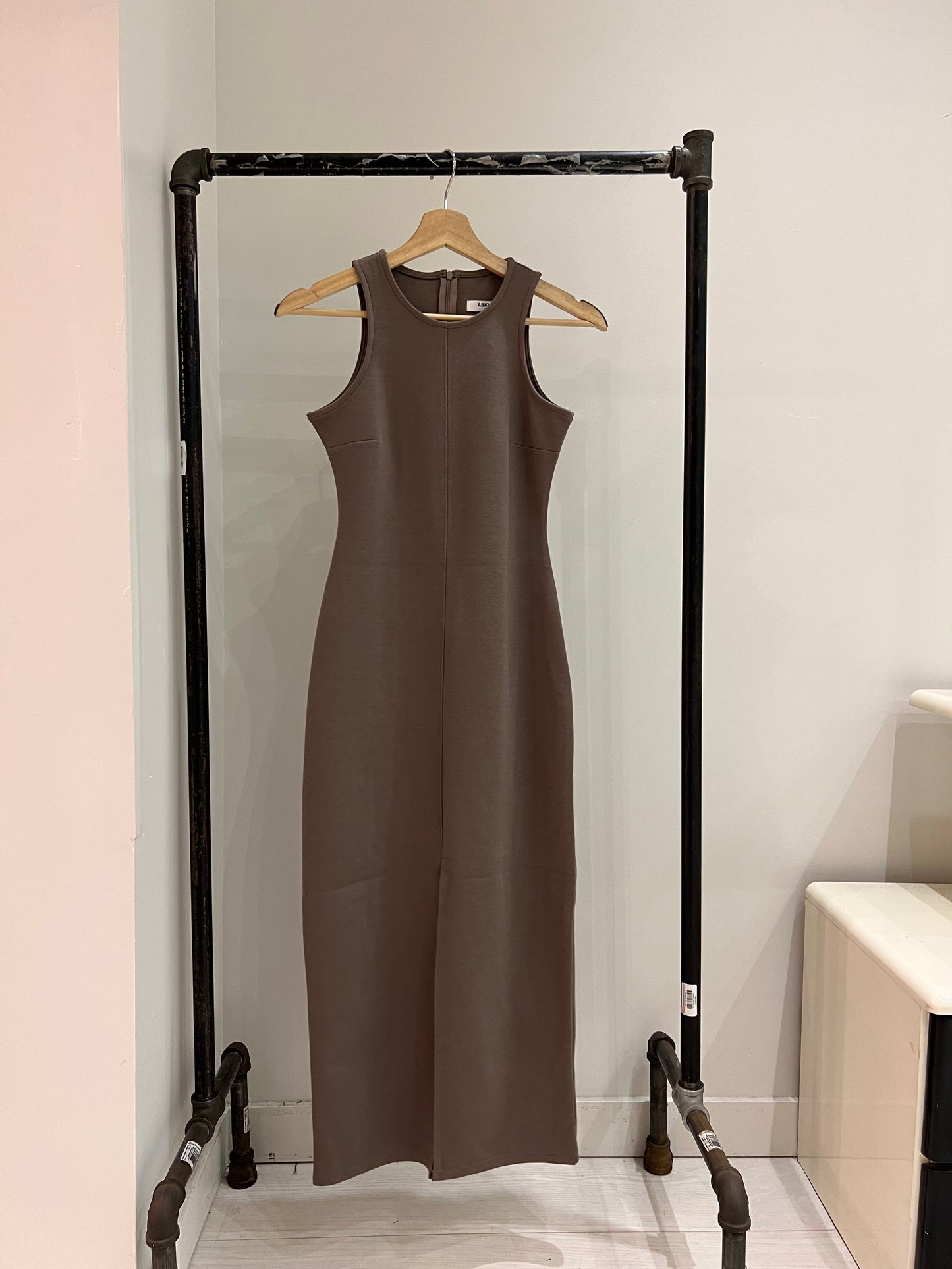 MIRA Fitted dress