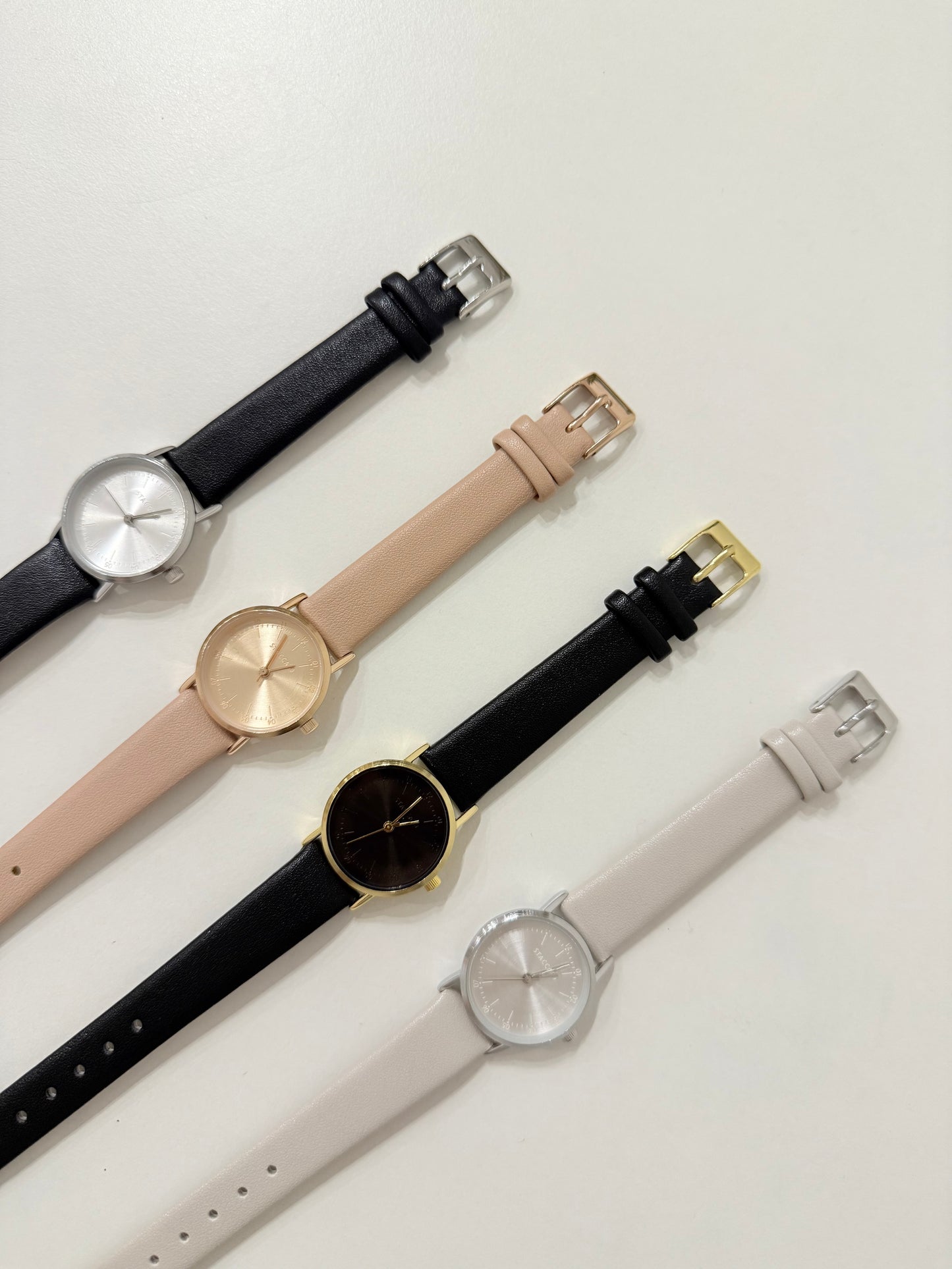HIDDEN Leather watch