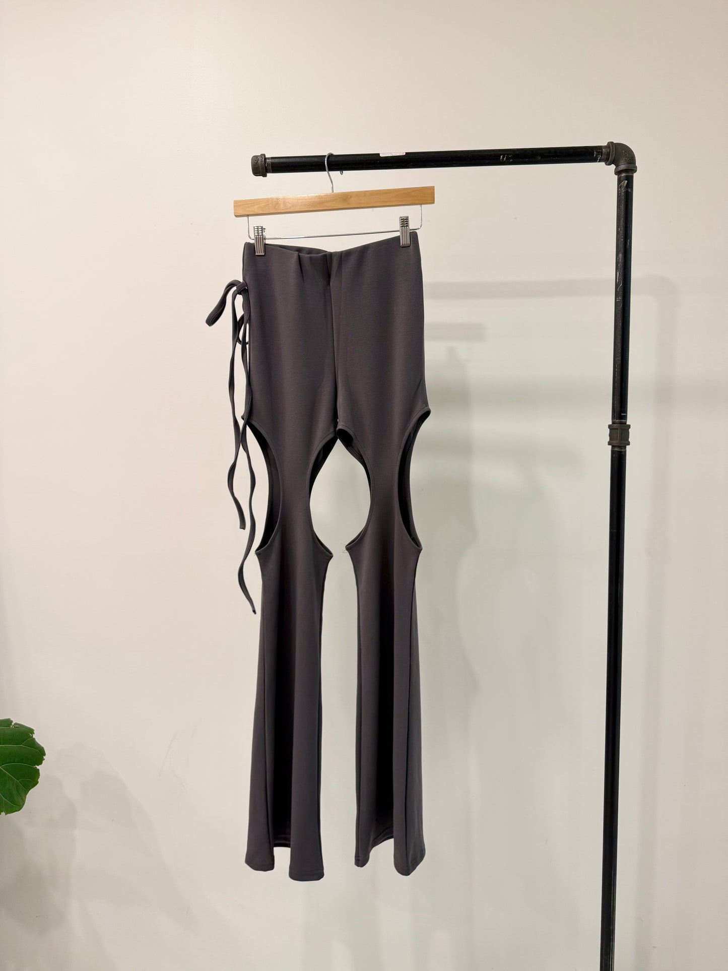 JAMAN Cutout pants